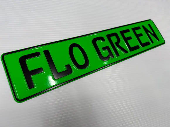 Fluorescent Green Show Plate